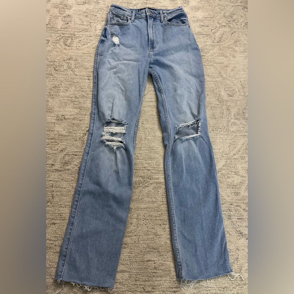 SIZE 1 HOLISTER VINTAGE 90s STRAIGHT CUT HIGH RISE MID/LIGHT WASH